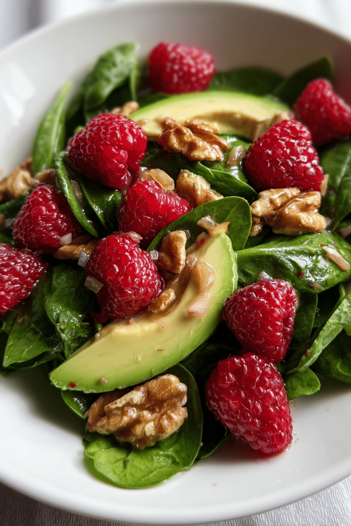 Spinach & Raspberry Salad with Avocado