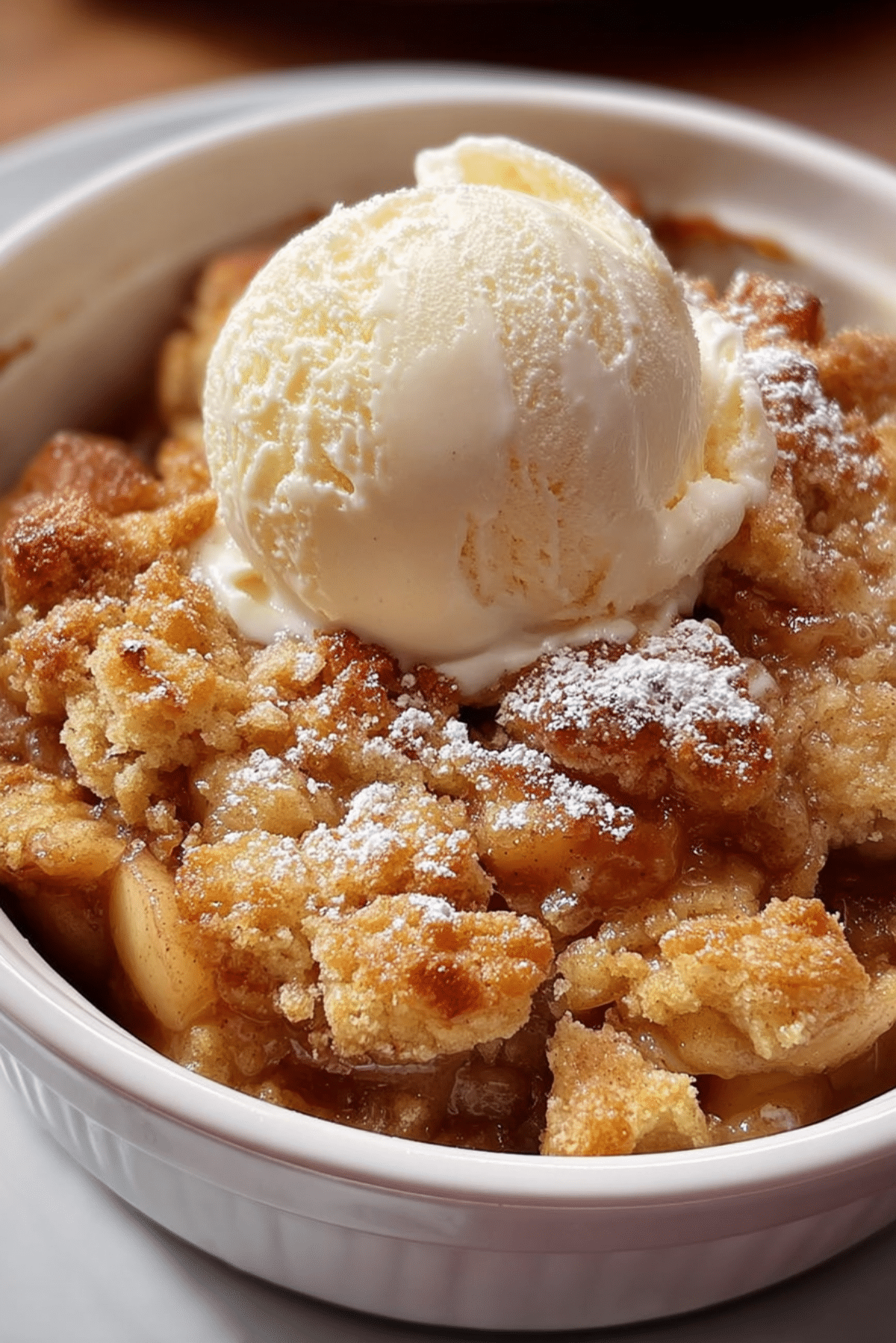 2-Ingredient Cinnamon Apple Cobbler
