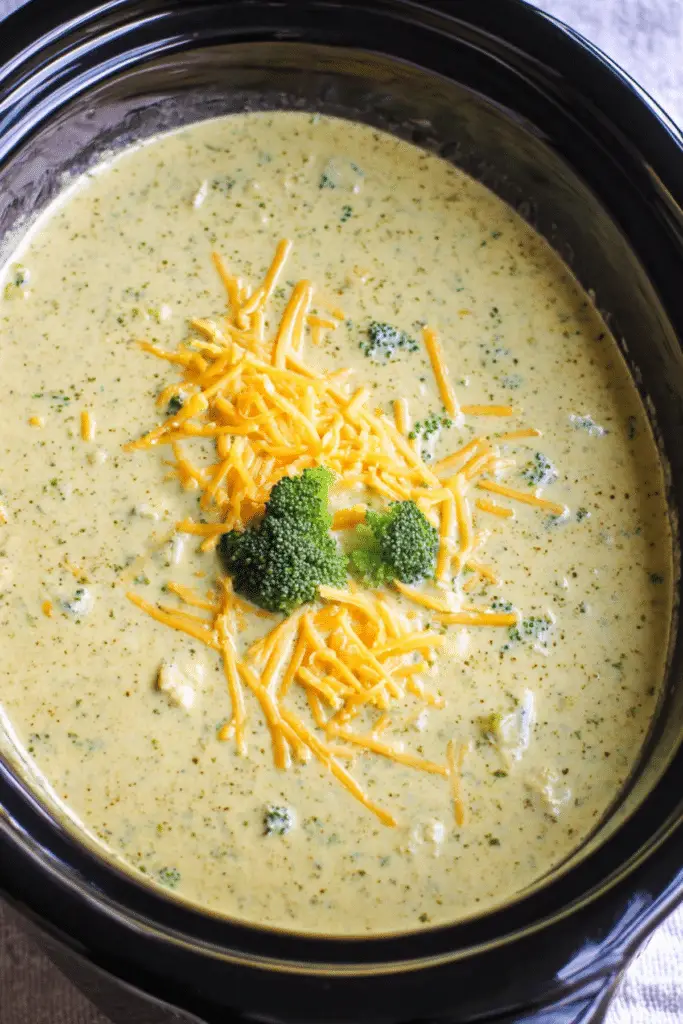 Easy Crock Pot Broccoli Cheese Soup