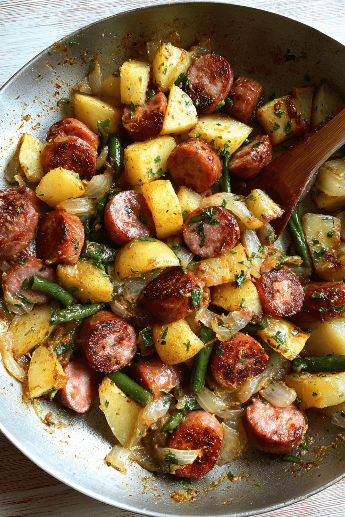 One-Skillet Kielbasa and Potatoes