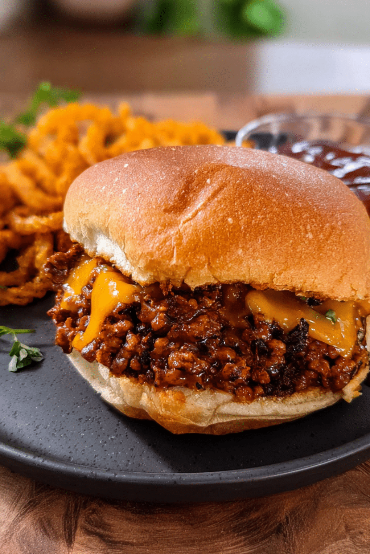 Beef and Cheddar Sloppy Joes