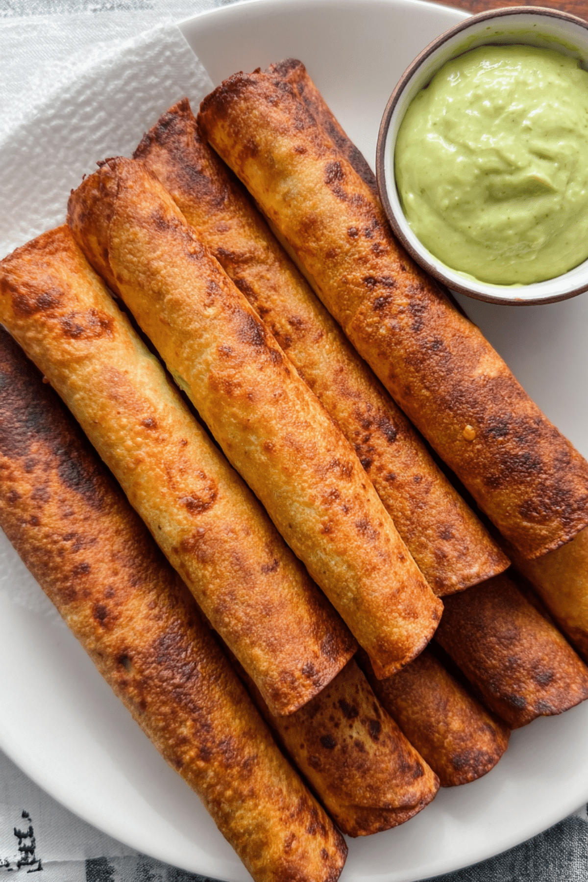 Crispy Cheesy Beef Taquitos